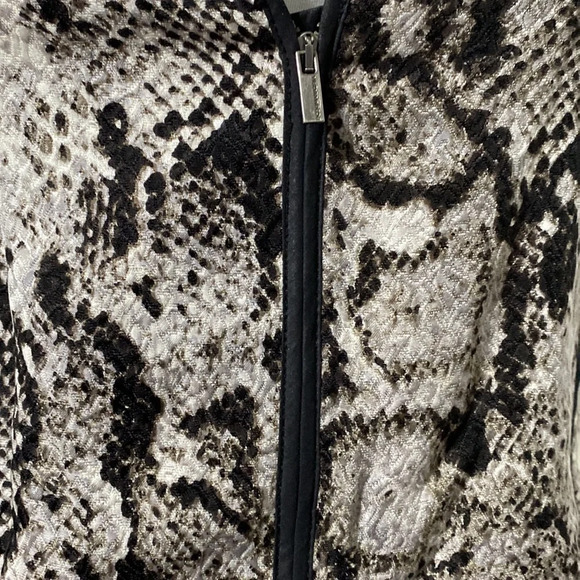 BCBGMaxAzria “Emil” Snake Print Crop Jacket - Picture 8 of 8